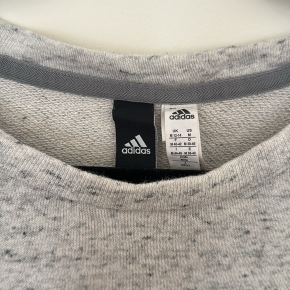 Adidas Short Sleeve Cropped Sweatshirt sz M - Picture 2 of 5